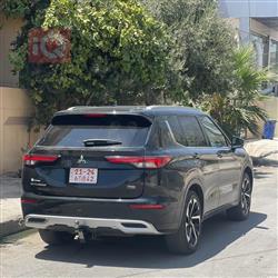 ميتسوبيشي اوتلاندر